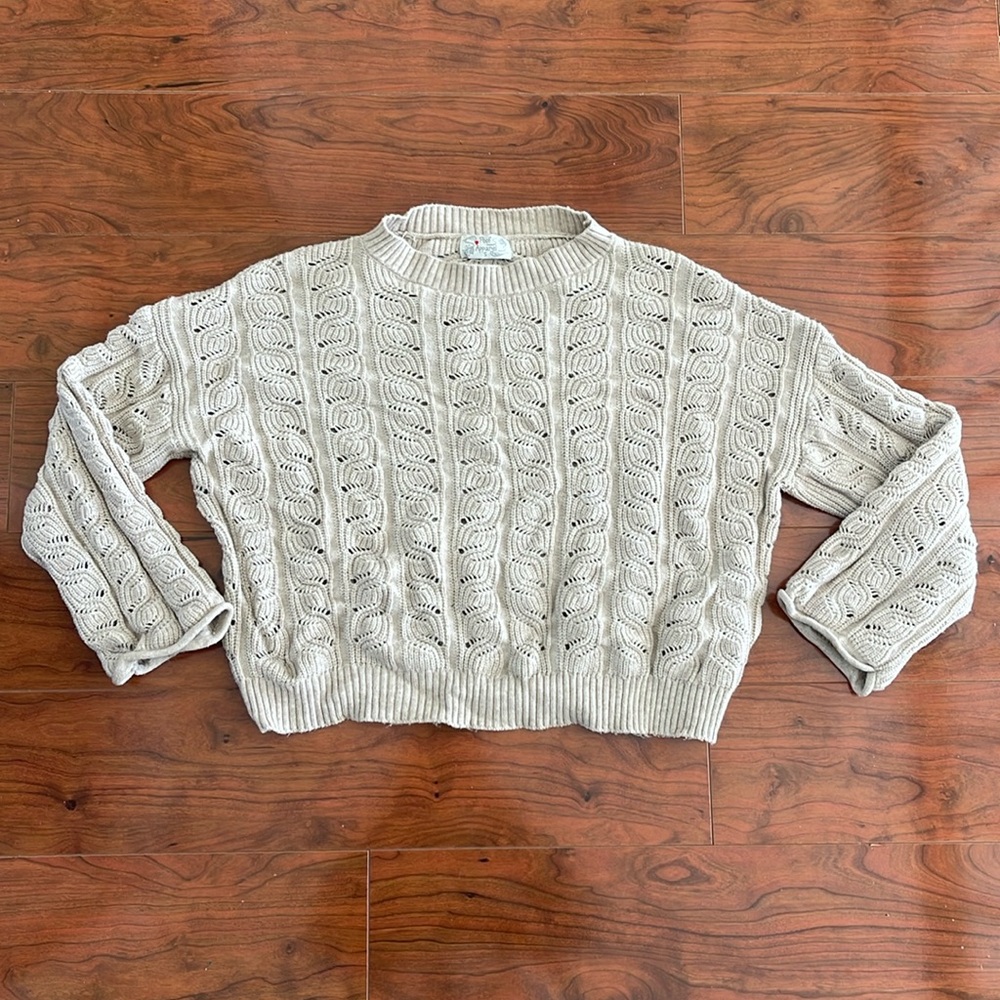 Beige Three-quarter length sleeve Knit Cutout Cropped Crewneck Sweater Top
